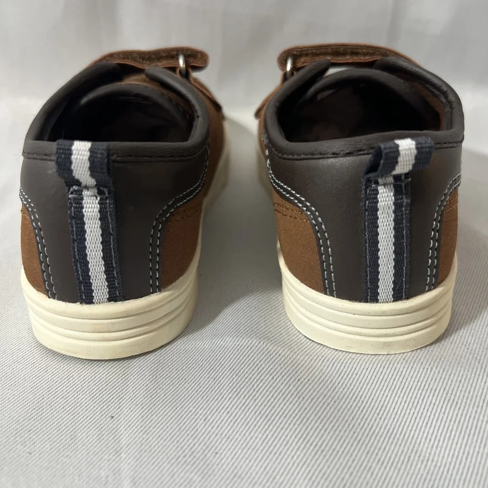 Oshkosh‎ B'gosh brown sneakers three straps size 12